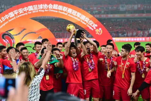 变革？阿斯：FIFA会议决定27年1月1日起，球员合同强制加入解约金